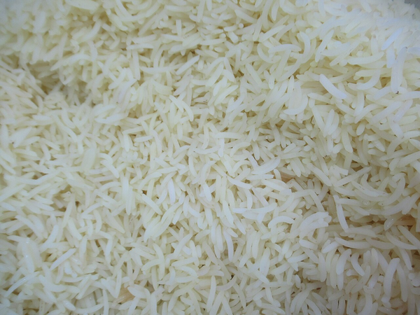 Steamed loose basmati rice